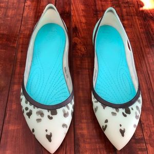 Crocs Mint Pointed Toe flat